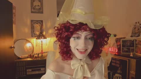 Snapshot of alaskagrace chatting on 02-06-25, 05:35 Alaska Grace       online show from 02-06-25, 05:35