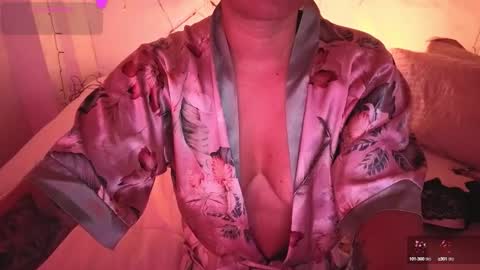 alba_toro535670 online show from 10-23-25, 12:15