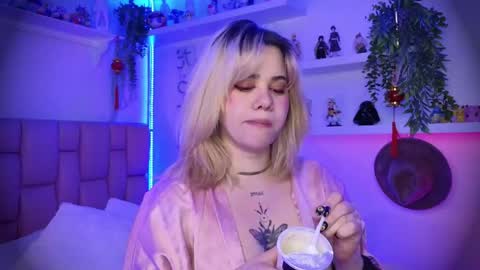 albaandthayron online show from 06-09-26, 12:06