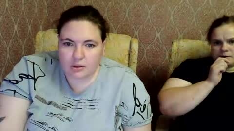 AlbertaAndSharon online show from 07-25-26, 08:17