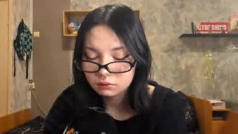 Im Katrina online show from 12-20-25, 02:24