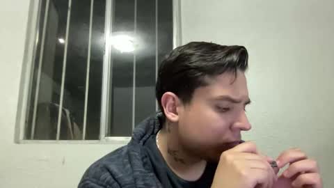 albertoarenas16 online show from 04-07-26, 07:20