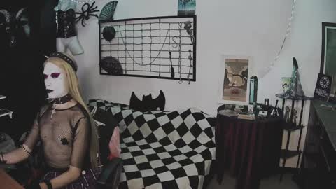 Snapshot of alchemymistic chatting on 01-19-25, 02:57 Mistic witch online show from 01-19-25, 02:57