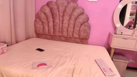 aldana_stone online show from 11-21-25, 01:48