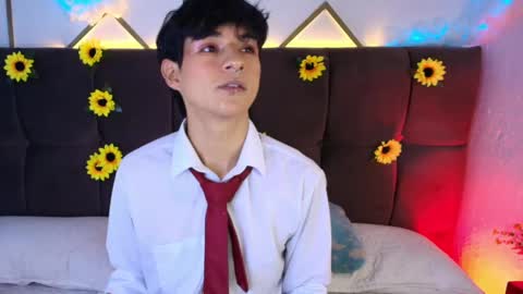 ale_aurarashi online show from 04-19-26, 05:07