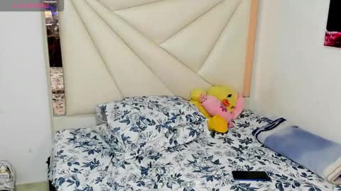 ale_noah_xxx online show from 02-25-26, 01:37