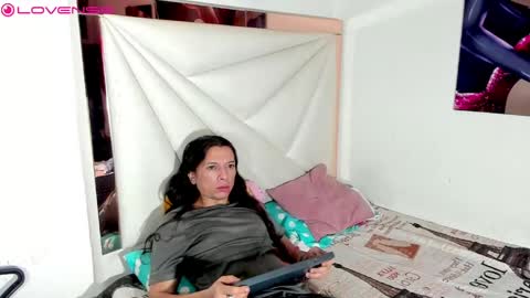 ale_noah_xxx online show from 04-08-26, 05:35