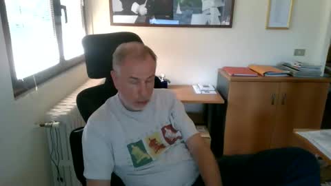 Snapshot of aleandela chatting on 05-29-26, 03:10 aleandela online show from 05-29-26, 03:10