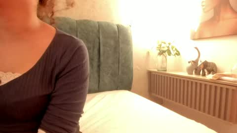 Aleera online show from 04-20-26, 08:10