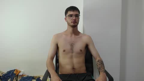 Snapshot of aleex_miller chatting on 09-28-25, 12:38 aleex_miller online show from 09-28-25, 12:38