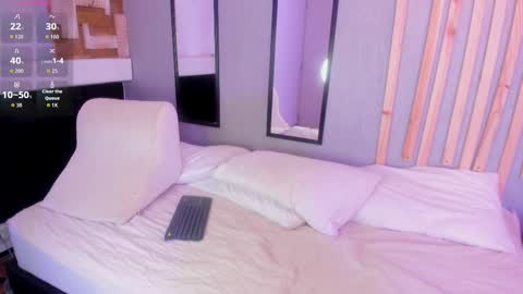 aleexiiaa online show from 09-26-25, 01:15