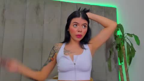 Snapshot of alegra_brown chatting on 03-08-25, 02:12 Alegra Brown online show from 03-08-25, 02:12