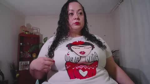 aleia taylor online show from 11-23-25, 01:38