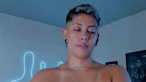 Alejandra online show from 12-19-25, 10:33