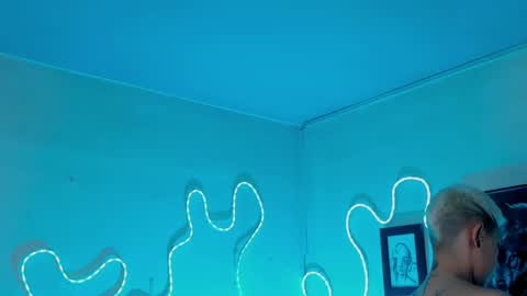 Alejandra online show from 05-26-26, 02:07