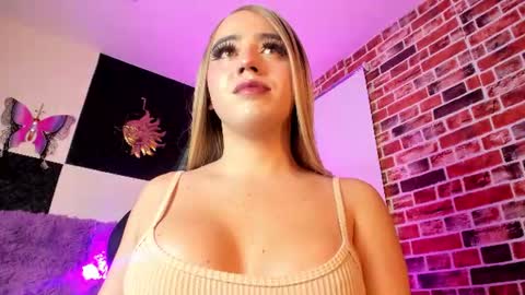 Aleja Hill online show from 06-18-26, 10:47