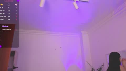 Alejandra online show from 04-11-26, 11:36