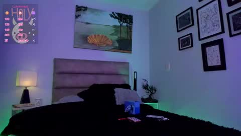 Snapshot of alejaaqueen_ chatting on 03-08-25, 03:39 Aleja Queen online show from 03-08-25, 03:39