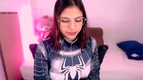 Aleja Harker  online show from 10-30-25, 02:35