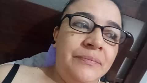 alejakin online show from 11-18-25, 03:27