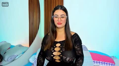 Aleja Moore online show from 02-15-26, 01:52