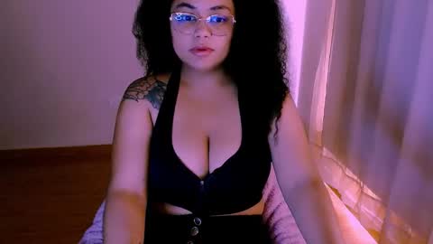 Alejandra  online show from 11-30-25, 03:49