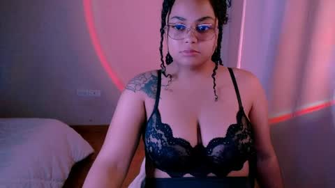 Snapshot of alejandra_conde chatting on 05-06-26, 10:59 Alejandra online show from 05-06-26, 10:59