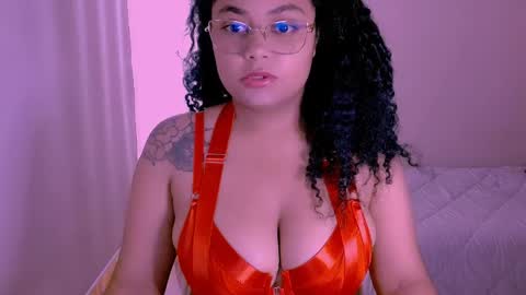 Snapshot of alejandra_conde chatting on 05-18-26, 06:25 Alejandra online show from 05-18-26, 06:25
