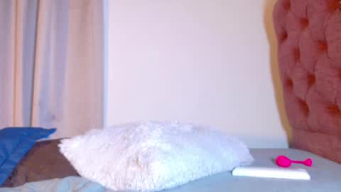 alejandra_dunn1 online show from 05-16-26, 12:07