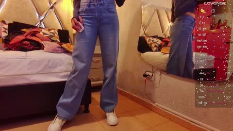 alejandra martins online show from 02-18-25, 01:55