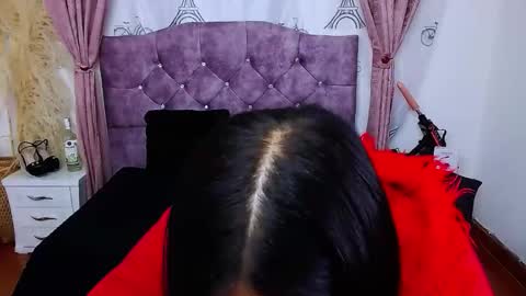 ALEJANDRA online show from 11-30-25, 11:25