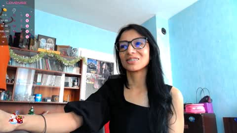 Alejandra online show from 12-17-24, 11:49