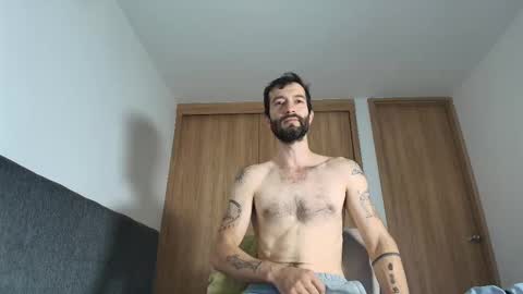 Alejandro Hernndez online show from 09-24-25, 02:59