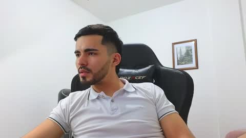 alejandroo_7 online show from 01-05-25, 01:45