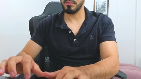 alejandroo_7 online show from 02-05-25, 07:53