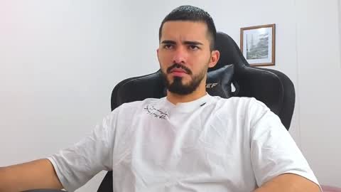 alejandroo_7 online show from 03-12-25, 07:17