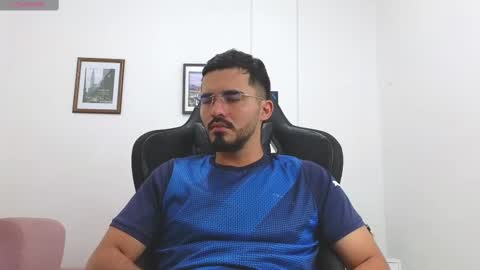 alejandroo_7 online show from 11-13-25, 07:13