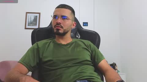 alejandroo_7 online show from 11-19-25, 07:58