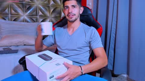 Alejo  online show from 02-05-25, 05:30