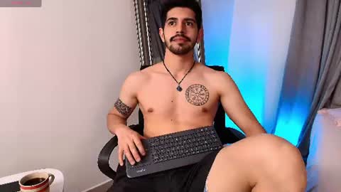 Alejo  online show from 08-09-26, 06:29