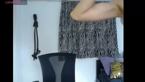 Snapshot of alejaxxxhot chatting on 07-22-26, 04:10 alejaxxxhot online show from 07-22-26, 04:10