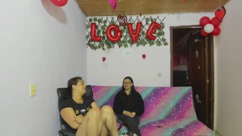 Snapshot of alejita_smithh chatting on 02-25-25, 12:24 zoe and Kataleya online show from 02-25-25, 12:24