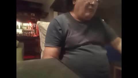 Snapshot of alejito16 chatting on 02-17-25, 03:15 alejito16 online show from 02-17-25, 03:15