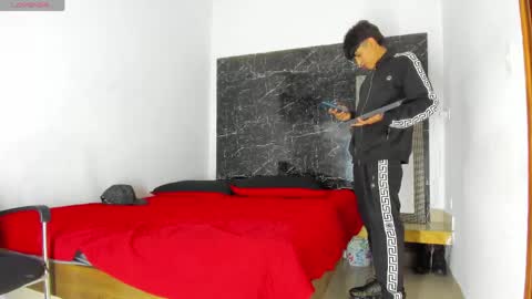 Snapshot of alejitoo_23 chatting on 06-03-26, 07:30 Alejo online show from 06-03-26, 07:30