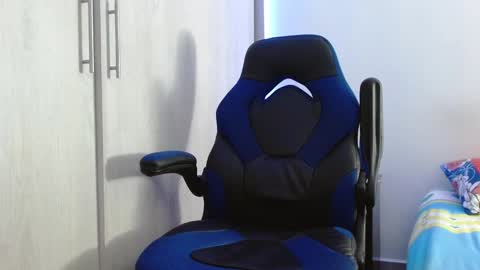 David online show from 09-25-25, 02:04