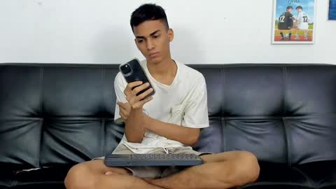 Snapshot of alejo_peverell chatting on 01-09-25, 09:05 alejo peverell online show from 01-09-25, 09:05