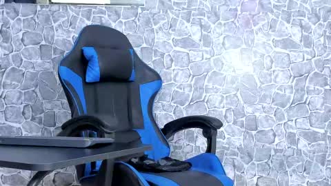 Snapshot of alejo_peverell chatting on 05-07-26, 08:25 alejo peverell online show from 05-07-26, 08:25