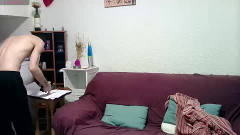 Snapshot of alejo_porn chatting on 09-09-25, 06:57 alejo_porn online show from 09-09-25, 06:57