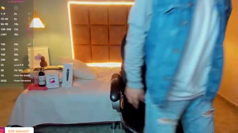 ALejoo Saenz online show from 09-22-25, 09:39