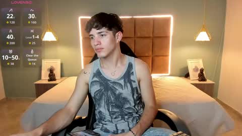 ALejoo Saenz online show from 04-29-26, 03:54
